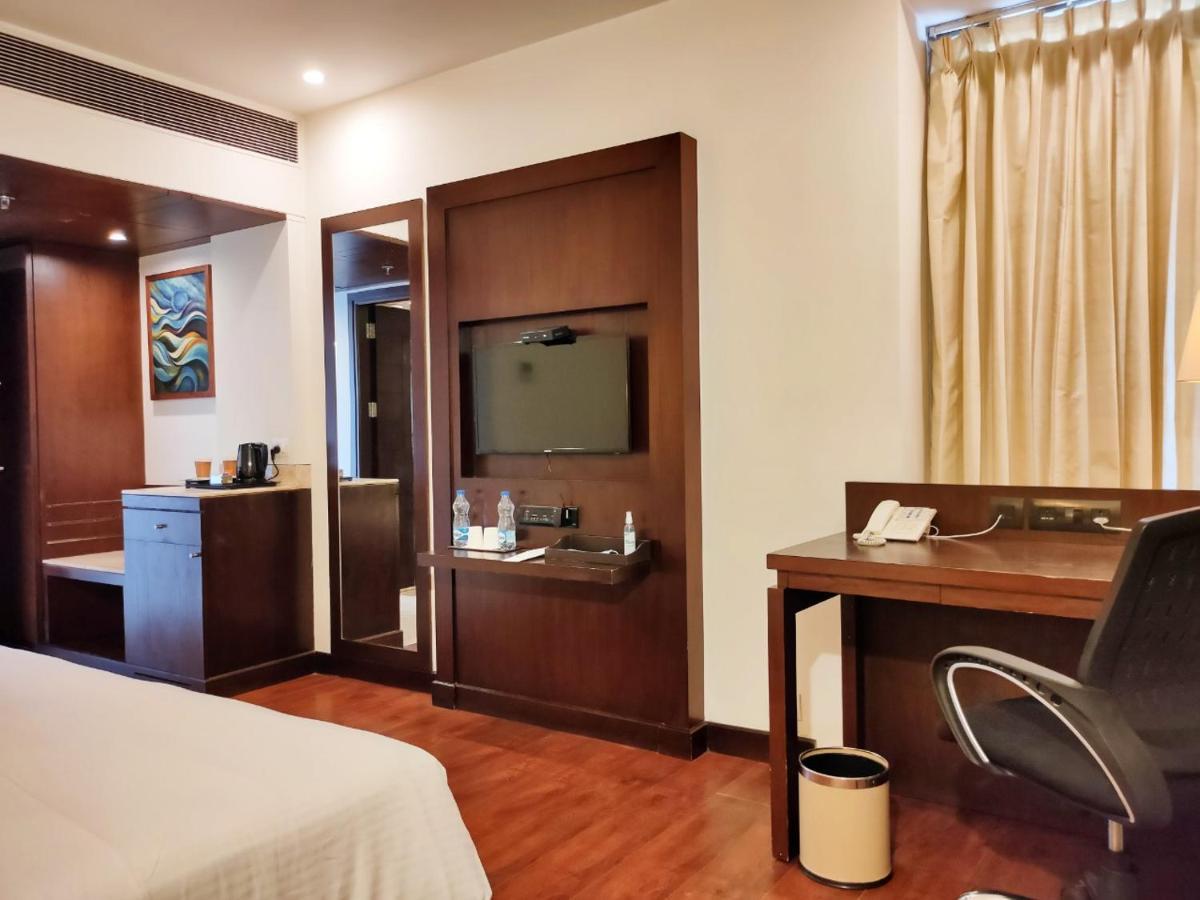 Country Inn & Suites By Radisson, Bhiwadi Eksteriør billede